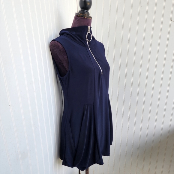 Coco Blanco Womens Navy Blue Zip Sleeveless Top Jacket Stretch Pockets Sz M - Picture 2 of 12